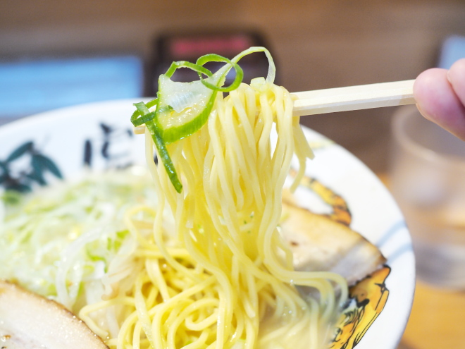 塩ラーメン＠麺処・虎王・梅田1号店
