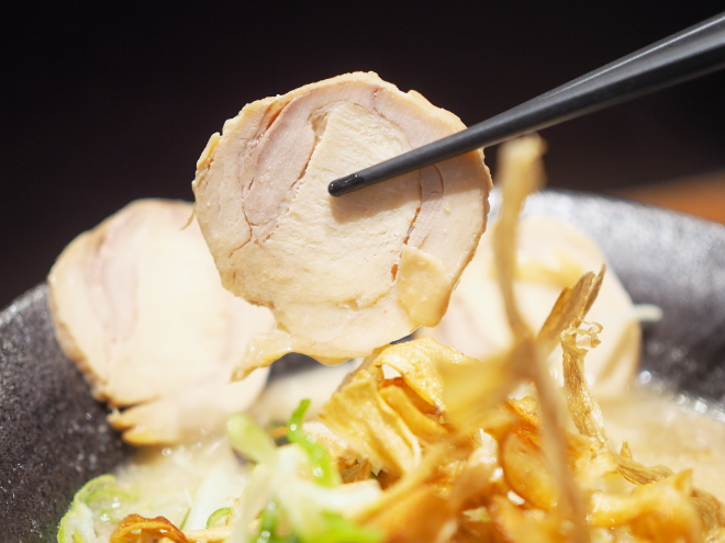 鶏白湯塩ラーメン