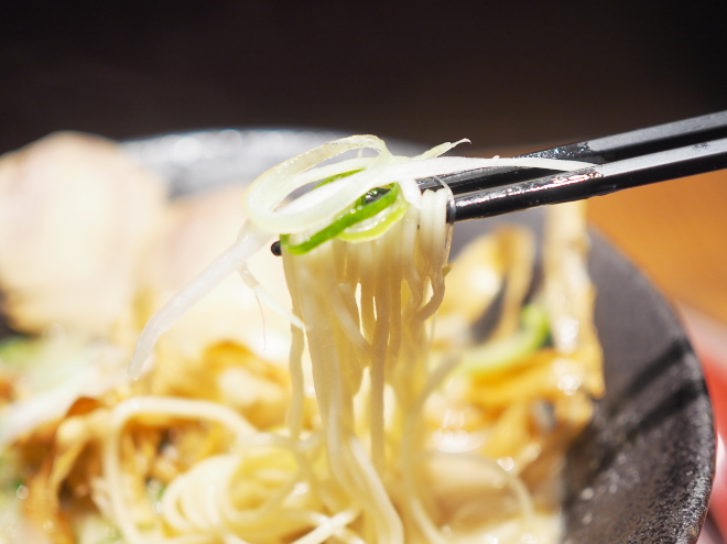 鶏白湯塩ラーメン