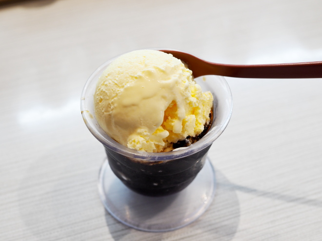 コーヒーゼリー（バニラアイスのせ）