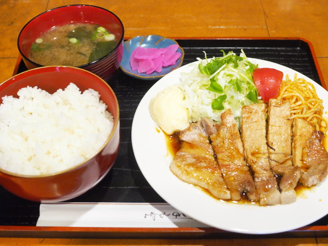 深江橋のカフェ&グリル・エビス