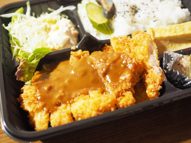 コロッケ・まんぷく亭のトンカツ弁当